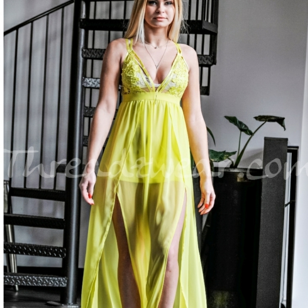New boutique Chiffon dress